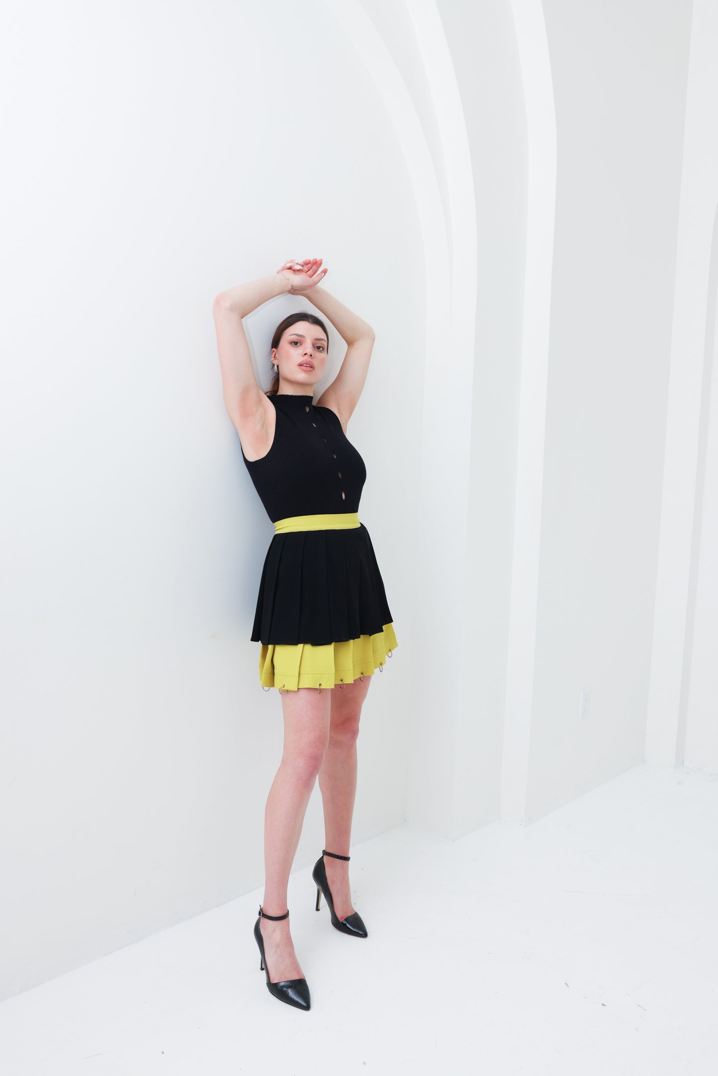 Dual-Tone Pleated Mini Skirt